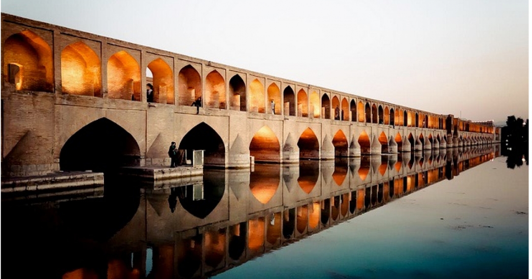 تاریخچه سی و سه پل